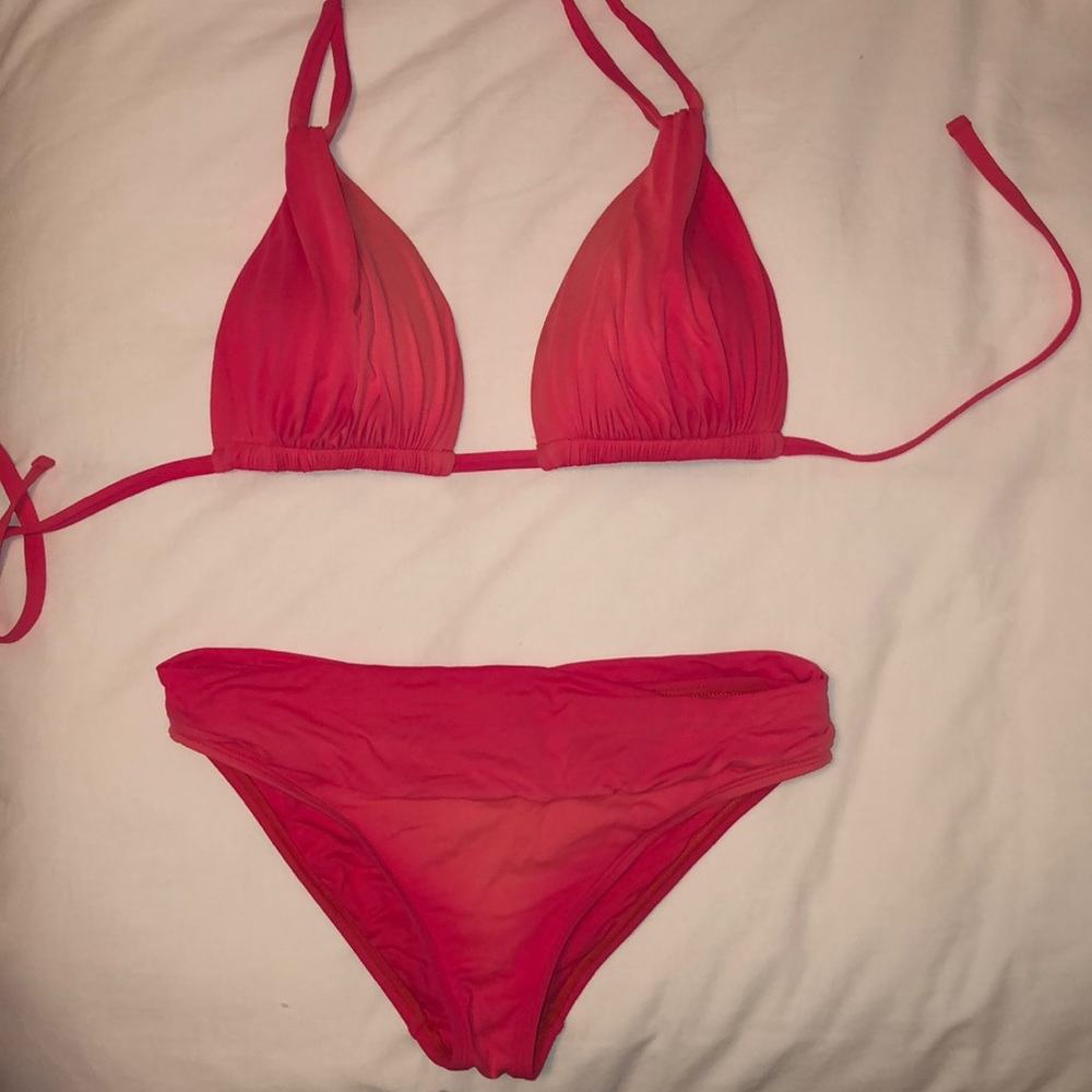 Pink bikini - Picture 2 of 3